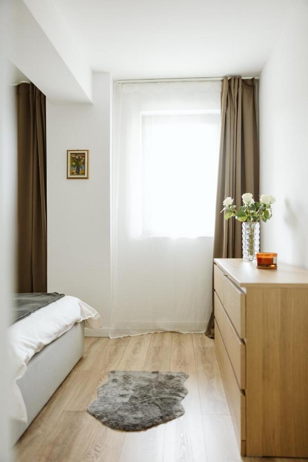 Pure Apartment Bucureşti Ngoại thất bức ảnh