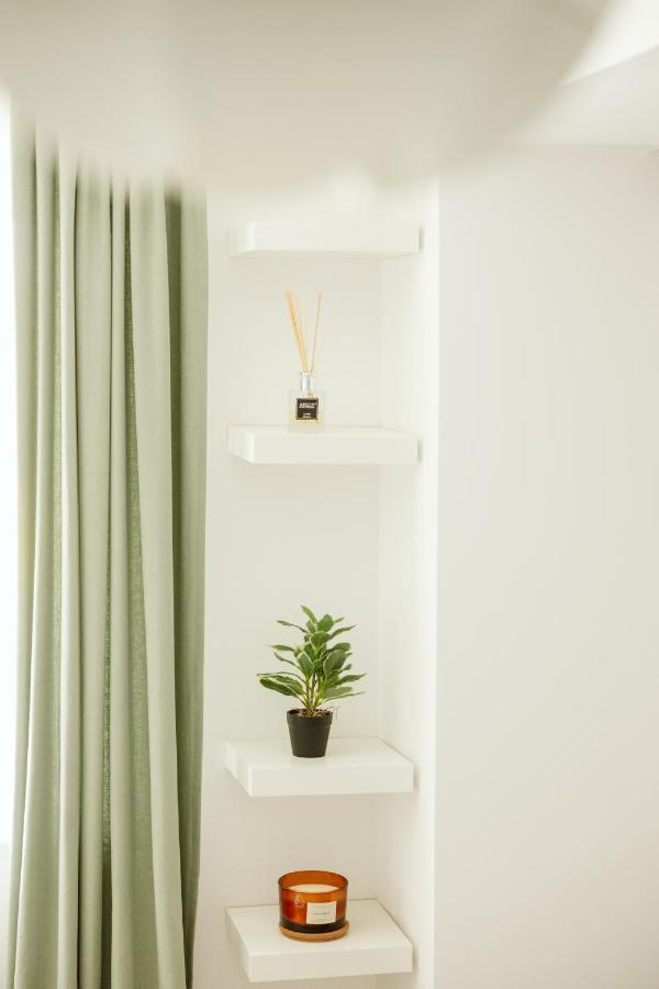 Pure Apartment Bucureşti Ngoại thất bức ảnh