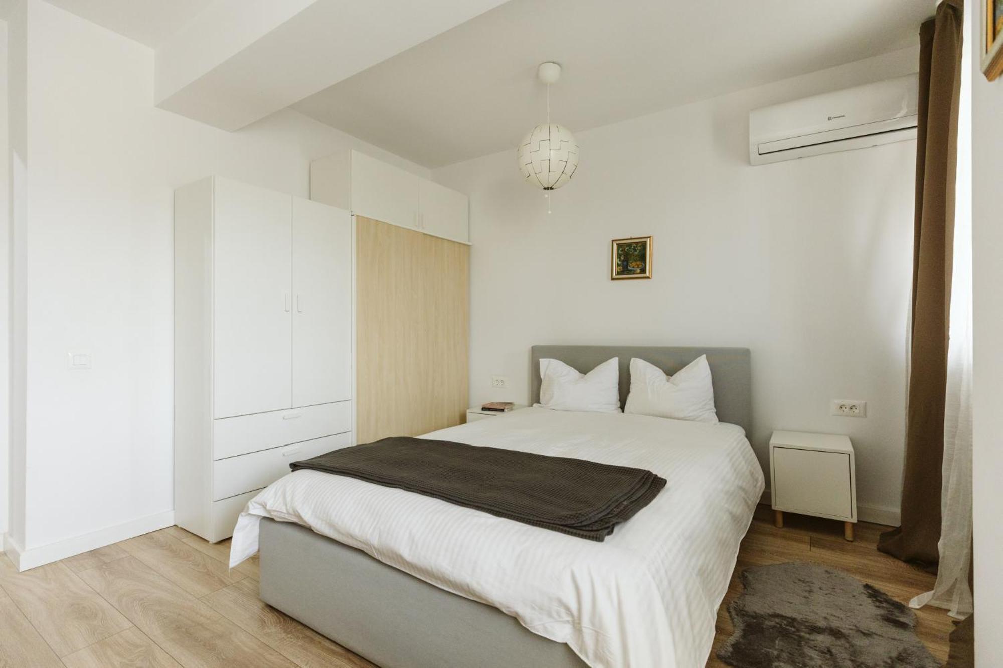 Pure Apartment Bucureşti Ngoại thất bức ảnh