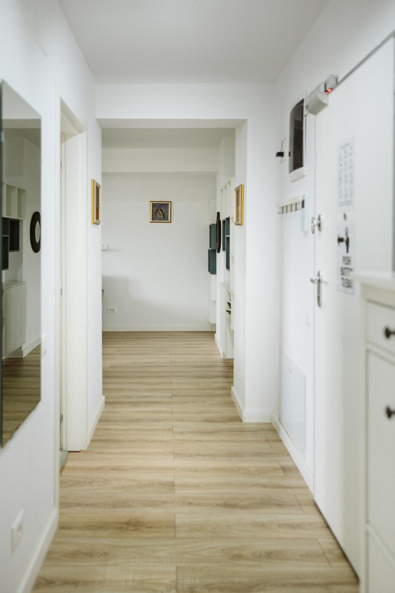 Pure Apartment Bucureşti Ngoại thất bức ảnh